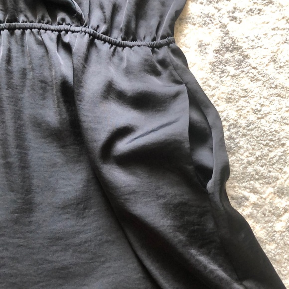 Old navy dress - Picture 3 of 8